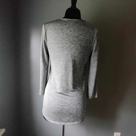 Loft Outlet V-Neckline Long Sleeve - Picture 3 of 5